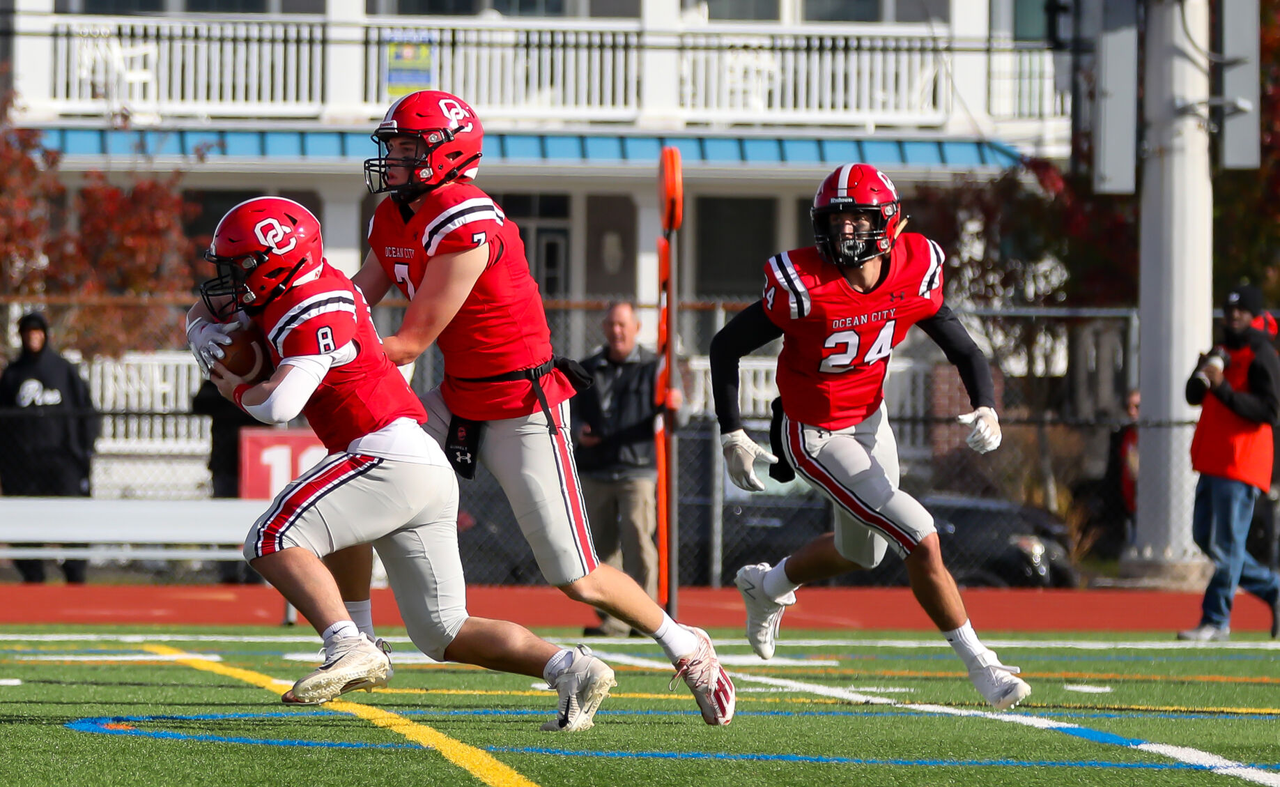 112621-pac-sptocfootball